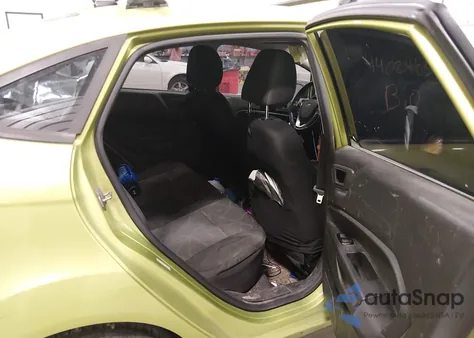 2013 Ford Fiesta Se z USA, uszkodzony, nr VIN 3FADP4BJ5DM194527